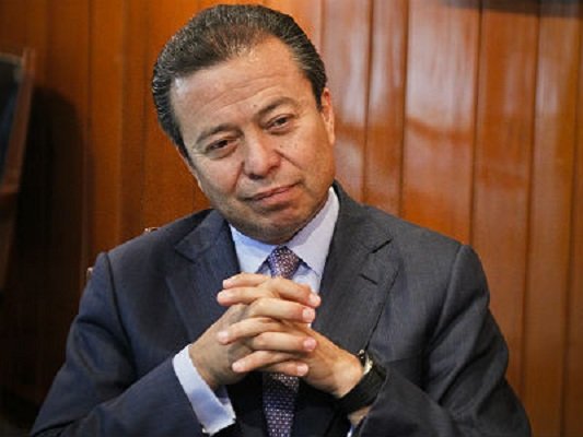 10 millones de pesos cobra César Camacho por asesorías a priístas