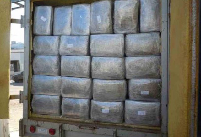 ¡Militares aseguraron camioneta cargada con marihuana en Lagos de Moreno!