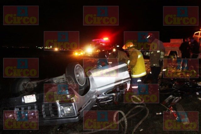 ¡1 muerto y 1 lesionado tras volcar una camioneta en Zacatecas!
