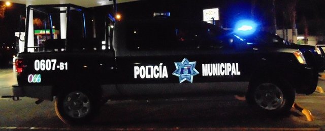¡2 pistoleros asaltaron una gasolinera en Aguascalientes y se llevaron $15 mil!