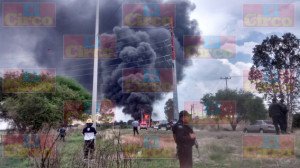 Explota pipa con gasolina al ser alcanzada por el tren en Aguascalientes_10