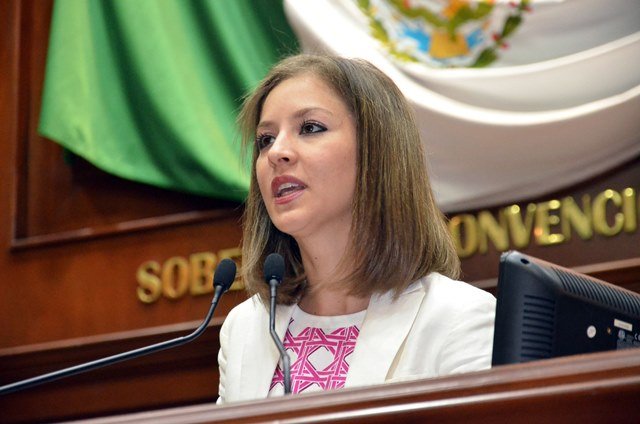 Anayeli Muñoz reconoció a los periodistas en el Día de la Libertad de Expresión