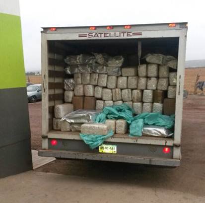 ¡Decomisa la Policía Federal una camioneta con más de 3 toneladas de droga en Ensenada!