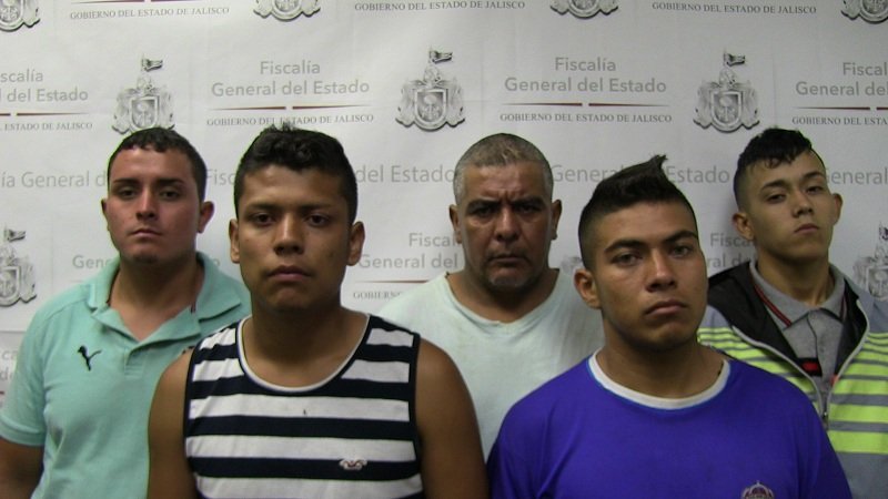 ¡Capturan a 13 narcodistribuidores y robacasas en Guadalajara!