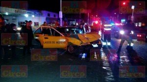 DRAMATICO RESCATE DE JOVEN EN UN CHOQUE DE TAXI EN LAGOS_06