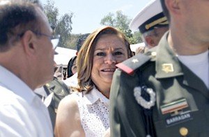 Agrede mando del ejército a reportera del Semanario ZETA_02