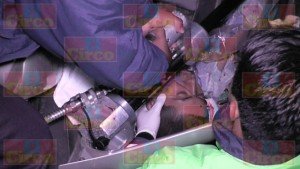 DOS PERSONAS GRAVEMENTE HERIDAS EN IMPRESIONANTE CHOQUE EN FRESNILLO_03