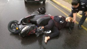 LESIONADA CAIDA MOTO AVENIDA TECNOLOGICO (1)