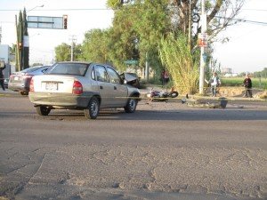 MUERTO CHOQUE MOTO VS AUTO JM (6)