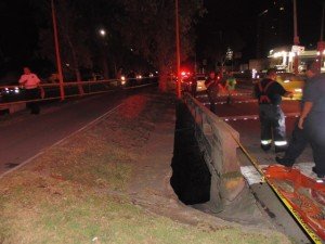 RESCATADOS CAIDA ARROYO Y PUENTE MISION DEL CAMPANARIO (7)