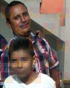 RESCATAN CUERPOS DE PADRE E HIJOS AHOGADOS EN LAGOS DE MORENO_02