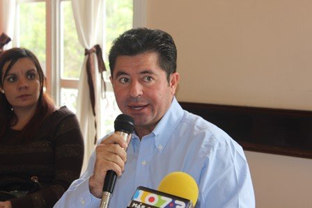 ¡Bonos de infraestructura educativa con fines electorales,  advierte Jorge López Martín!