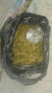2 DETENIDOS CON UN KILO DE MARIHUANA (1)