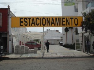 ASEGURAN CAMIONETA DE SICARIOS DE BALACERA EN EL DURAZNILLO (1)