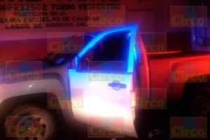 FOTO3-ESTA ES LA CAMIONETA ROBADA EN QUE SE TRANSPORTABAN LOS PRESUNTOS ASALTANTES