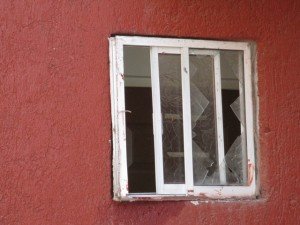 ASALTO DOMICILIARIO A OCTOGENARIO EN EL ROSEDAL (3)