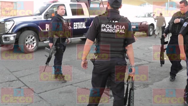 ¡Reincidente delincuente amenazó con un arma de fuego a policías municipales de Encarnación de Díaz!
