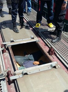 Encuentran el cuerpo de una persona en un vagón cargado de maíz_011