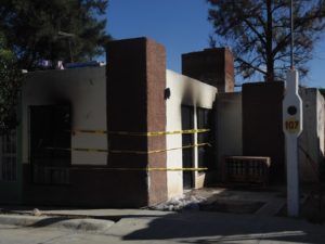 INCENDIAN PICADERO EN JM CON BOMBAS MOLOTOV (1)