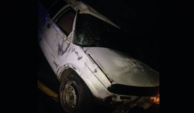 ¡1 muerto y 1 lesionado dejó la volcadura de una camioneta en Tepechitlán, Zacatecas!