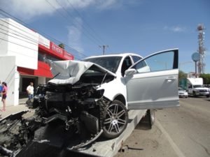 3 LESIONADOS CARAMBOLA 10 VEHICULOS EN MANUEL J. CLOUTHIER (23)