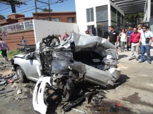3 LESIONADOS CARAMBOLA 10 VEHICULOS EN MANUEL J. CLOUTHIER (25)
