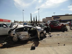 3 LESIONADOS CARAMBOLA 10 VEHICULOS EN MANUEL J. CLOUTHIER (9)