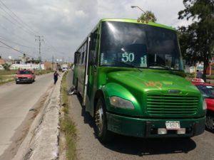 LESIONADO MOTOCICLISTA CAIDA Y CHOQUE VS URBANO EN INSURGENTES (10)