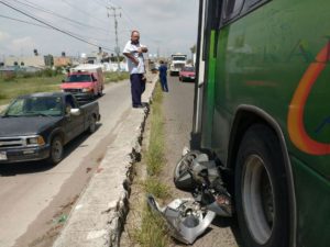 LESIONADO MOTOCICLISTA CAIDA Y CHOQUE VS URBANO EN INSURGENTES (9)