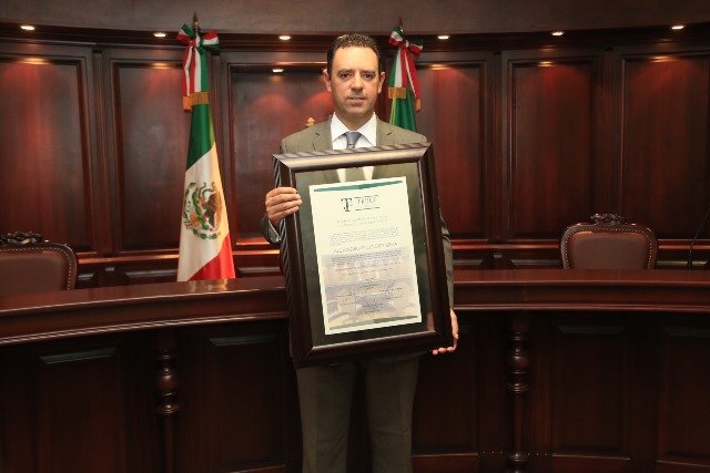 ¡Alejandro Tello recibió constancia definitiva que lo acredita como gobernador electo de Zacatecas!