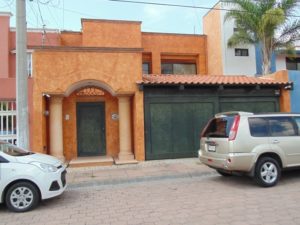 ASALTO EN BOSQUES DEL PRADO SUR (2)