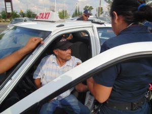 2-lesionados-choque-ambulancia-vs-taxi-independencia-y-ldc-4