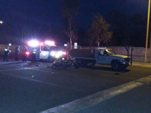 muerto-motociclista-choque-vs-camioneta-con-ladrilos-en-avenida-ags-6