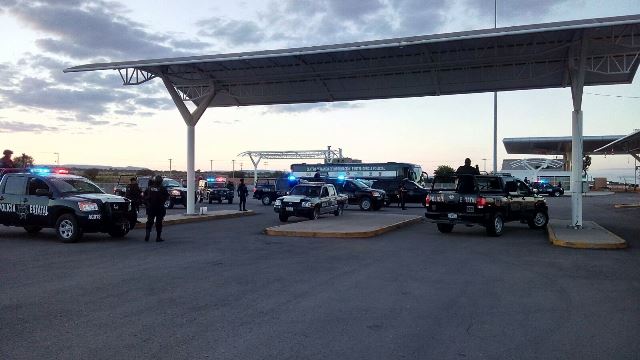 ¡“Los Ántrax” instalaron un narco retén para pedirles dinero a los automovilistas en Zacatecas!