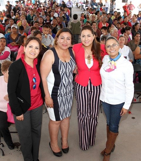 ¡Realiza Municipio de Aguascalientes Feria de los Derechos de la Mujer!