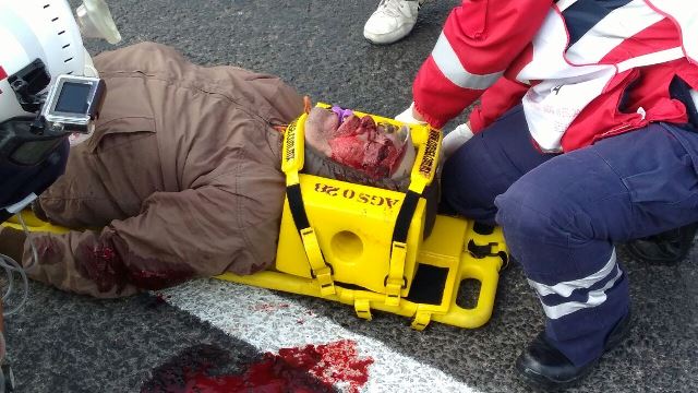 ¡Ancianito murió impactado y aplastado por un camión urbano en Aguascalientes!