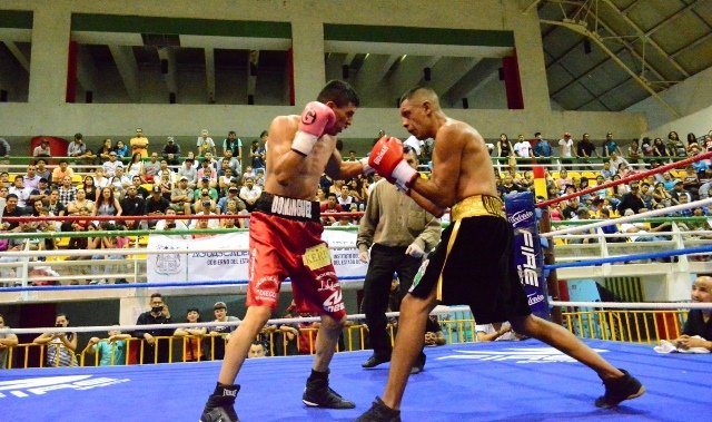 ¡Emanuel “Veneno” Domínguez  se corona Campeón en Casa en la Función de Boxeo Profesional FNSM 2017!