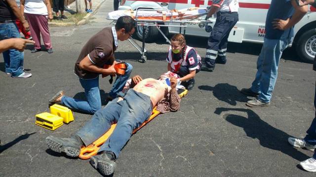 ¡Grave hombre atropellado por un motociclista en Aguascalientes!