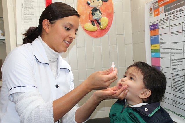¡Cumplimiento del esquema completo de vacunación evita complicaciones de salud!