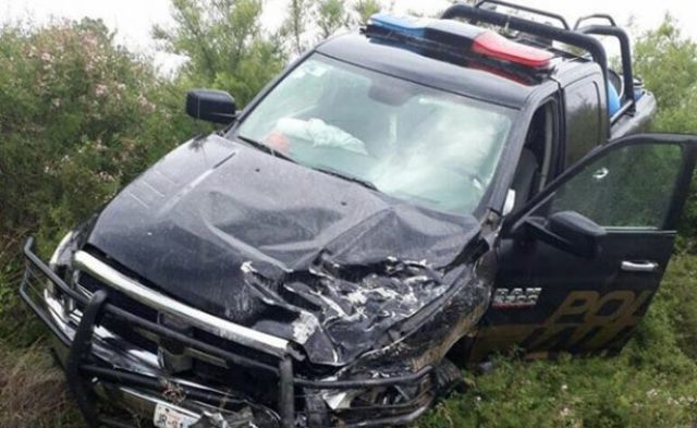 ¡Patrulla de la Fiscalía de Jalisco chocó contra un auto en Zacatecas: 1 muerto y 1 herido grave!