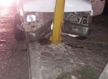 ¡Doble accidente en la colonia Constitución en Aguascalientes!