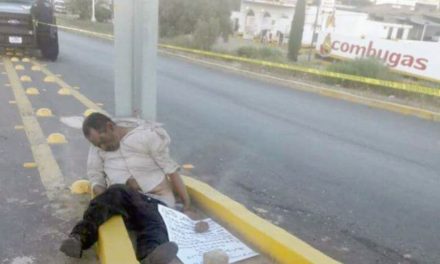 ¡Hallaron a un ejecutado con un narco-mensaje en Sombrerete, Zacatecas!