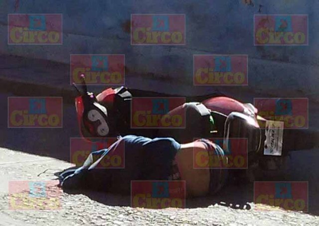 ¡Motociclista fue ejecutado a balazos en la colonia Barrio Alto de Fresnillo!