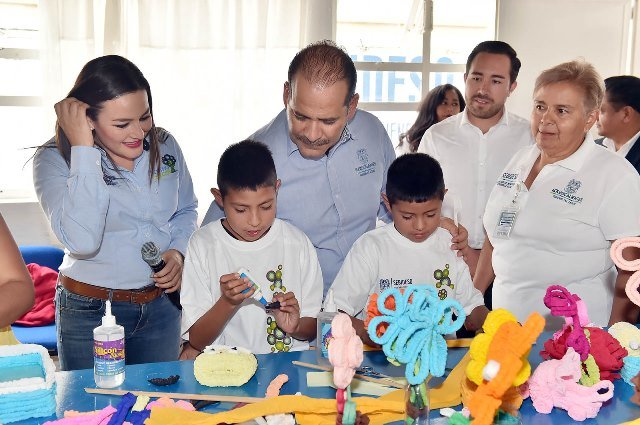 ¡El gobernador del estado inauguró el Centro Crecer de la colonia La Salud!