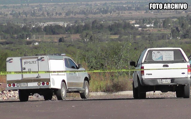 ¡Hallaron a un ejecutado con el tiro de gracia y un narco-mensaje en Guadalupe, Zacatecas!