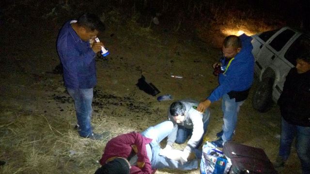 ¡4 militares que viajaban a Zacatecas casi se matan tras una volcadura en Aguascalientes!