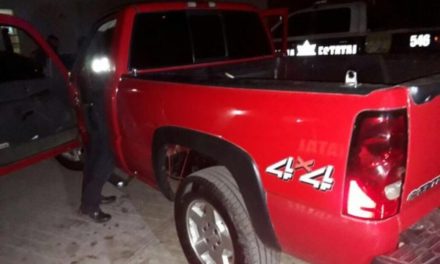 ¡Policías estatales detuvieron a un regiomontano con 2 armas de fuego cortas en Zacatecas!
