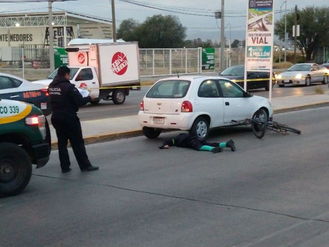 ¡Ciclista murió embestido por un automóvil en Aguascalientes!