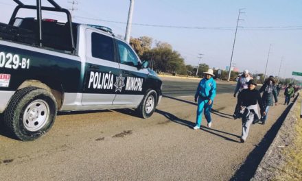 Policía Municipal de Aguascalientes atenta para auxilio de los peregrinos