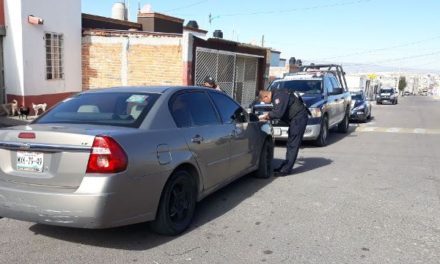 ¡Policías municipales detuvieron a 2 sujetos que cometieron 6 asaltos en 72 horas en Aguascalientes!